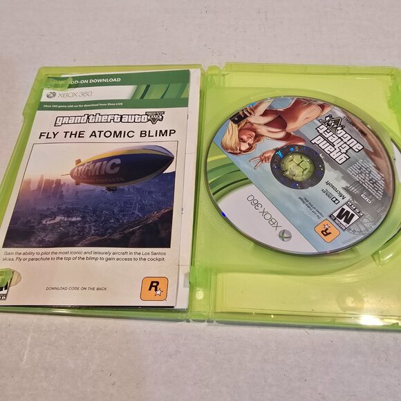 Grand Theft Auto V Microsoft Xbox 360 2013 2 disks - Picture 3 of 8